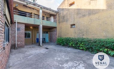 Venta Casa en Campa centro ¡Oportunidad! 6 ambientes 2 dormitorios cochera ¡Apto Crédito!