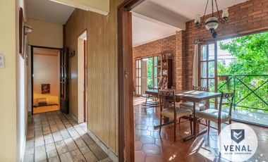 Venta Casa en Campa centro ¡Oportunidad! 6 ambientes 2 dormitorios cochera ¡Apto Crédito!