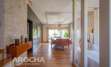 Venta casa Nuevo quilmes al canal  4 dormitorios