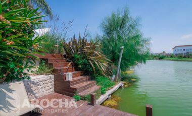 Venta casa Nuevo quilmes al canal  4 dormitorios