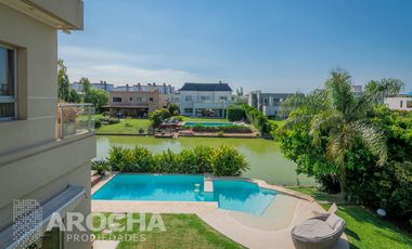 Venta casa Nuevo quilmes al canal  4 dormitorios