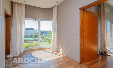 Venta casa Nuevo quilmes al canal  4 dormitorios