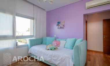 Venta casa Nuevo quilmes al canal  4 dormitorios