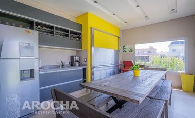 Venta casa Nuevo quilmes al canal  4 dormitorios