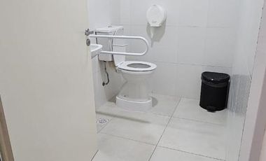 Alquiler de 8 Consultorios, patios internos, recepción, A ESTRENAR!!!!!