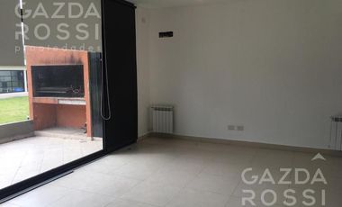 Impecable departamento en Planta baja con parrilla propia y piscina en Complejo Las Cavas