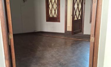 Casa Uso Comercial - General Paz