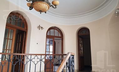 Casa Uso Comercial - General Paz