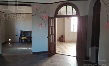 Casa Uso Comercial - General Paz