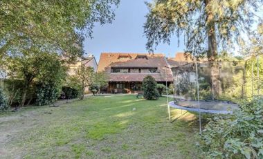 Casa en venta en Martinez, San Isidro.