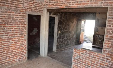 Casa venta Garin 3amb, fondo, jardín, terraza loza, 1 cuadra estación, zona oportunidad!