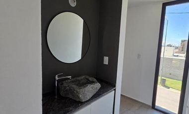 Dúplex premium único en Manantiales!