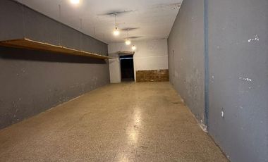 Se alquila local en pleno centro!