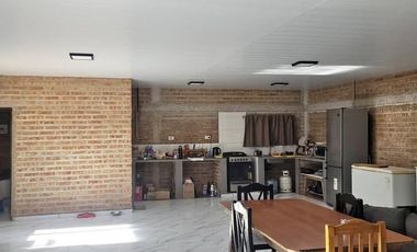 Terreno comercial en General Fernandez Oro