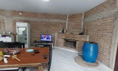 Terreno comercial en General Fernandez Oro