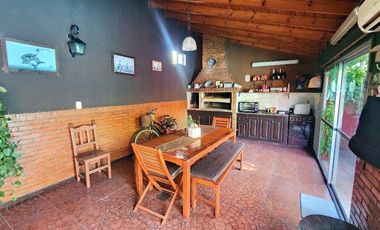 Vende:Excelente Chalet