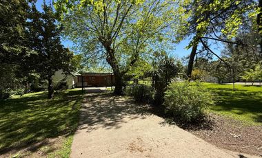 VENTA CASA 3 DORMI CON AMPLIO PARQUE EN CALLE 475 y 139 JOAQUIN GORINA