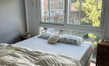 Departamento 2 ambientes en venta en San Isidro