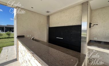 Casa con 4 dormitorios en venta - La Providencia Country Club, Canning, Ezeiza