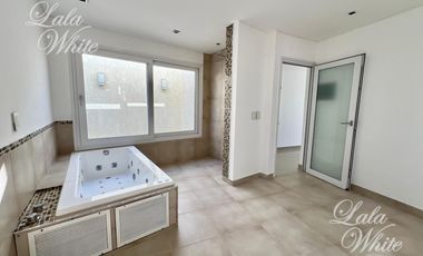 Casa con 4 dormitorios en venta - La Providencia Country Club, Canning, Ezeiza