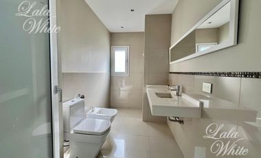 Casa con 4 dormitorios en venta - La Providencia Country Club, Canning, Ezeiza