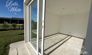 Casa con 4 dormitorios en venta - La Providencia Country Club, Canning, Ezeiza