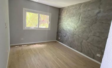 CASA DUPLEX VENTA CANNING BARRIO CERRADO