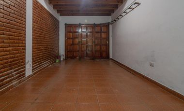 ¡Venta! Chalet de 6 ambientes - Bosque Alegre