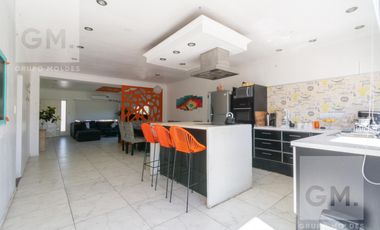 Hermosa casa en alquiler en Country Boca Ratón! Con Pileta y Parrilla!