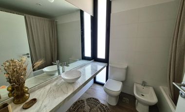 Departamento en Terrazas de Santa María, 2 ambientes con balcón y cochera