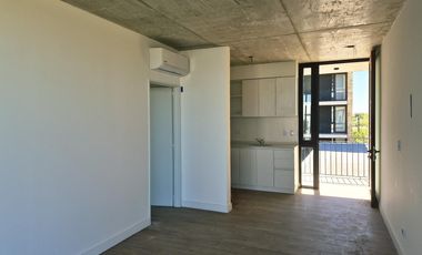 Departamento en Terrazas de Santa María, 2 ambientes con balcón y cochera