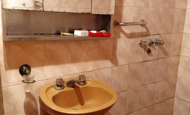 Local en venta en Gonzalez Catan