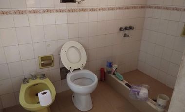 Local en venta en Gonzalez Catan