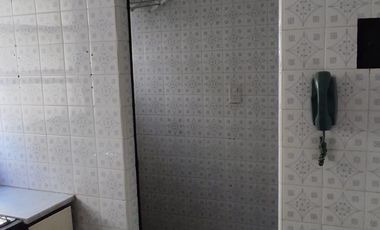 Departamento 2 ambientes en venta a mts de laestacion