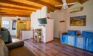 VENTA /PERMUTA - Casa Alpina, quincho y pileta - Garita 16, Funes.