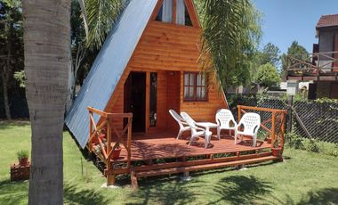 VENTA /PERMUTA - Casa Alpina, quincho y pileta - Garita 16, Funes.