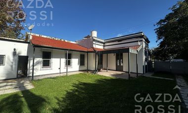 Casa en alquiler en Adrogue