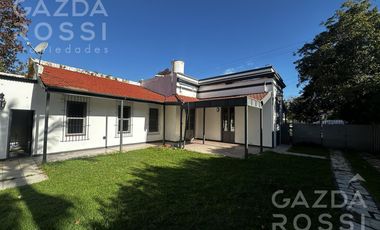 Casa en alquiler en Adrogue