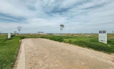 Terreno en Funes Lakes