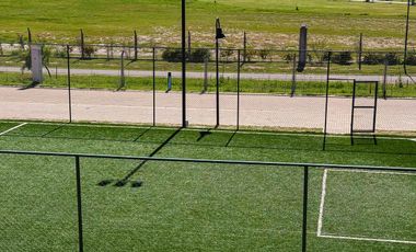 Terreno en Funes Lakes