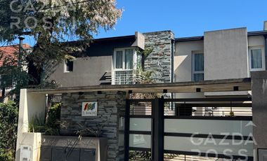 Casa en Adrogue