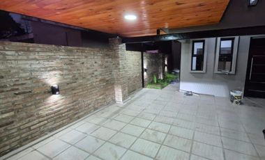 Casa en Profesional Country Club