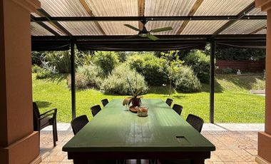 CASA 5 AMBIENTES EN VENTA, BARRIO LA CODORNIZ, LOS CARDALES