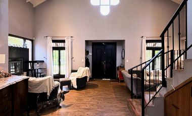 CASA 5 AMBIENTES EN VENTA, BARRIO LA CODORNIZ, LOS CARDALES