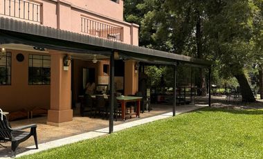 CASA 5 AMBIENTES EN VENTA, BARRIO LA CODORNIZ, LOS CARDALES