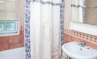 3 dormitorios con pileta y jardin alquiler anual.