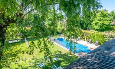 3 dormitorios con pileta y jardin alquiler anual.