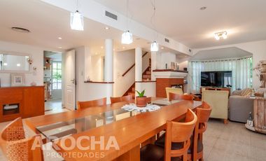 3 dormitorios con pileta y jardin alquiler anual.