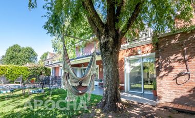 3 dormitorios con pileta y jardin alquiler anual.