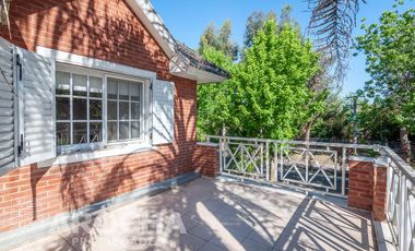 3 dormitorios con pileta y jardin alquiler anual.